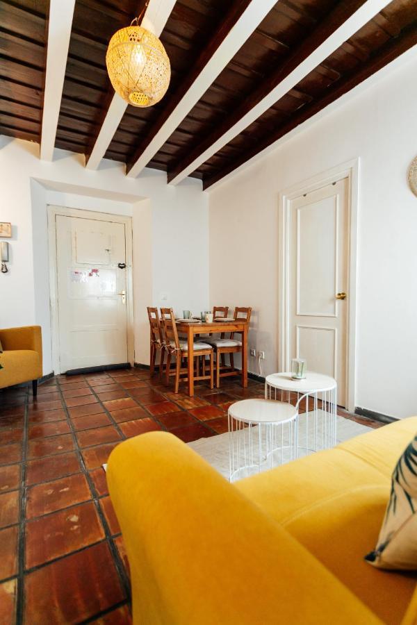 Alohamundi Alcazares Seville Exterior photo