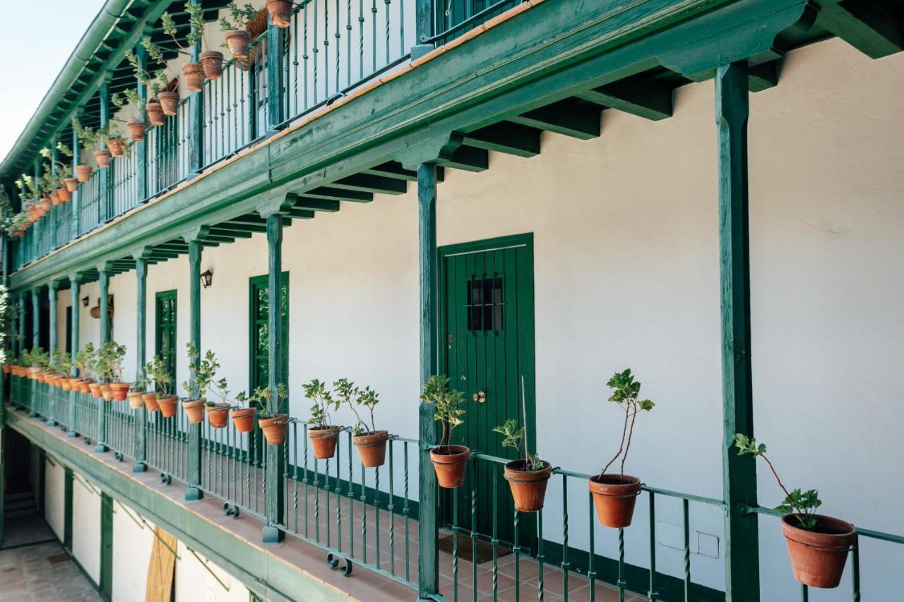 Alohamundi Alcazares Seville Exterior photo